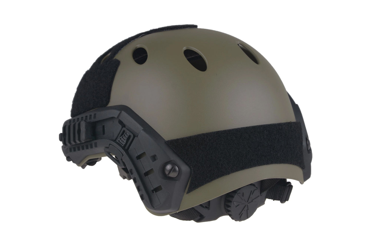 Aegis Bump Helmet in Ranger Green, perfect for tactical operations.